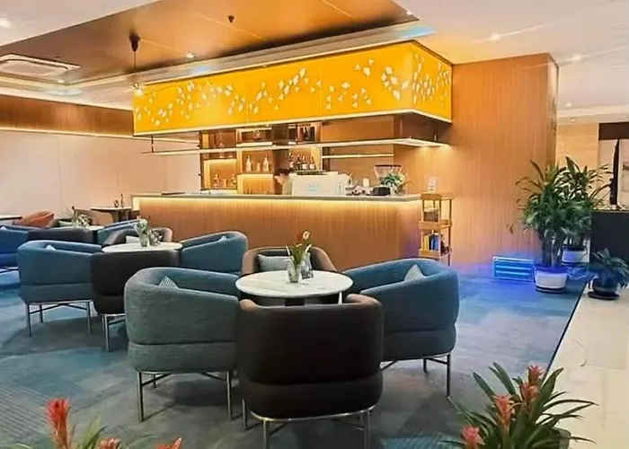 Luxury Near Naia Airport & Moa With Free Pool & Gym Apartment