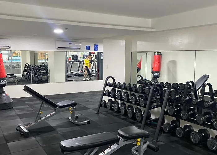 Luxury Near Naia Airport & Moa With Free Pool & Gym Apartment *