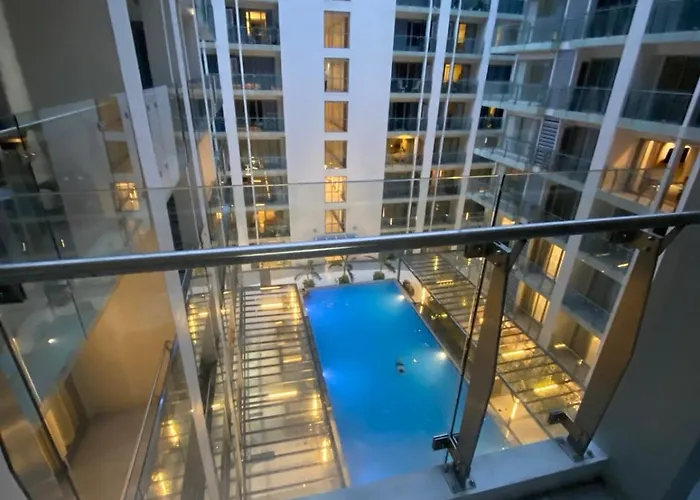 Luxury Near Naia Airport & Moa With Free Pool & Gym